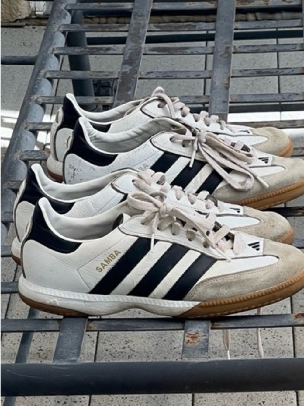 Adidas Samba OG Shoes Mens 9 Soccer Gym Sneakers White Blue Stripe Lace Up